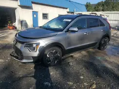 KNDCR3L19P5054306 2023 KIA NIRO