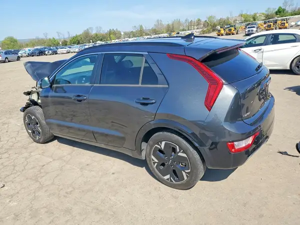 KNDCR3L19P5073860 2023 KIA NIRO - Image 2