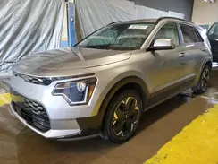 KNDCR3L19P5075172 2023 KIA NIRO
