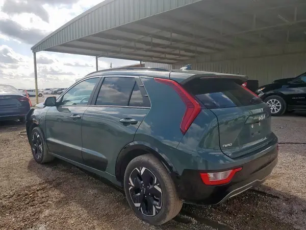 KNDCR3L19R5094159 2024 KIA NIRO - Image 2