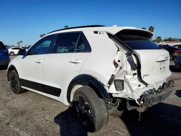 KNDCR3L19R5095750 2024 KIA NIRO - Image 2