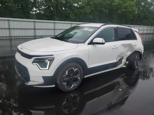 KNDCR3L19R5112353 2024 KIA NIRO - Image 1