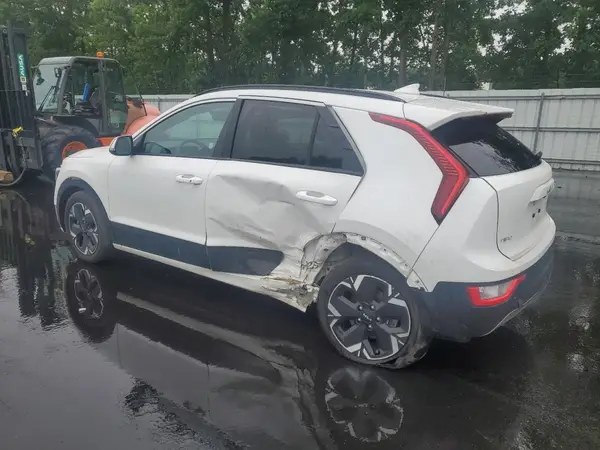 KNDCR3L19R5112353 2024 KIA NIRO - Image 2