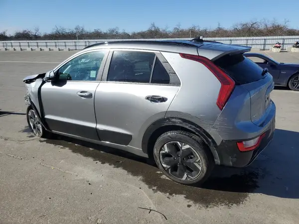 KNDCR3L19R5113440 2024 KIA NIRO - Image 2