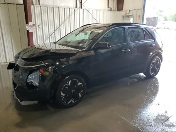 KNDCR3L19R5114037 2024 KIA NIRO - Image 1