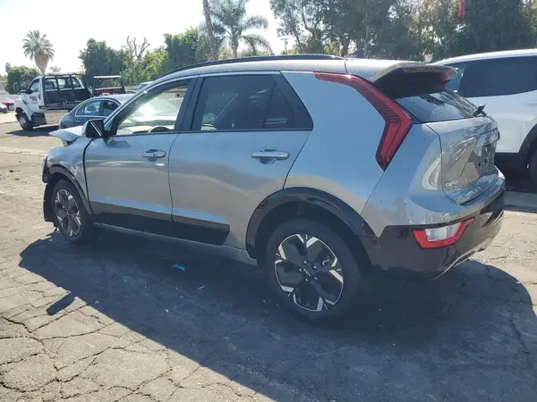 KNDCR3L19R5120940 2024 KIA NIRO - Image 2