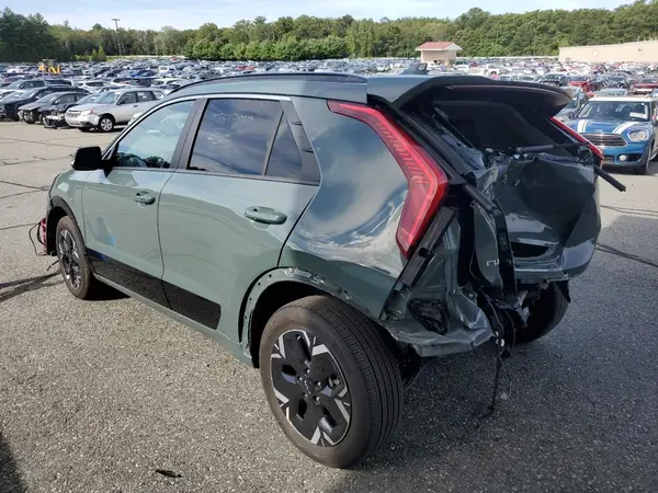 KNDCR3L19R5121862 2024 KIA NIRO - Image 2
