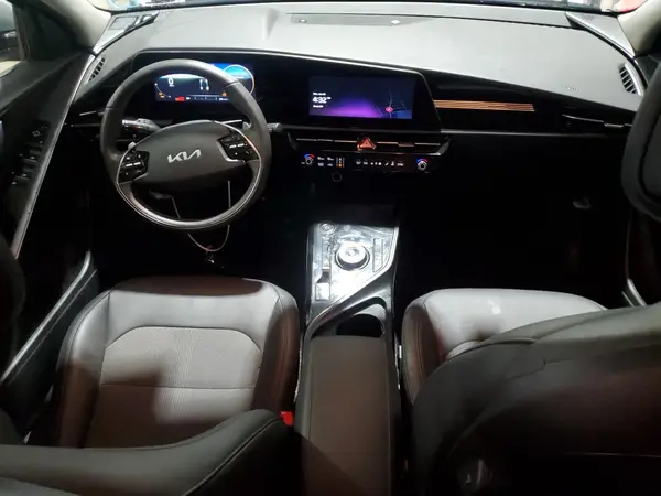 KNDCR3L19R5121876 2024 KIA NIRO - Image 8