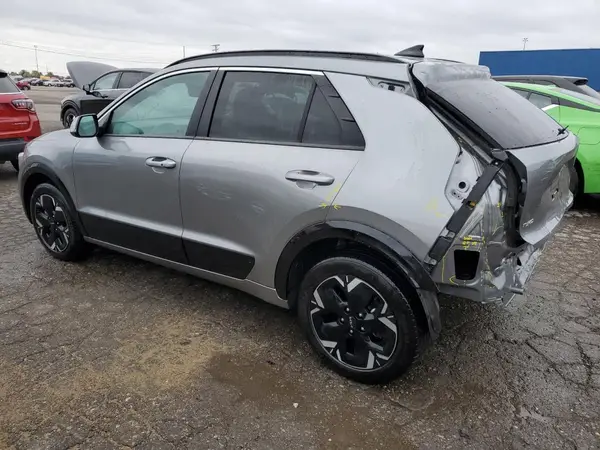 KNDCR3L19R5122137 2024 KIA NIRO - Image 2