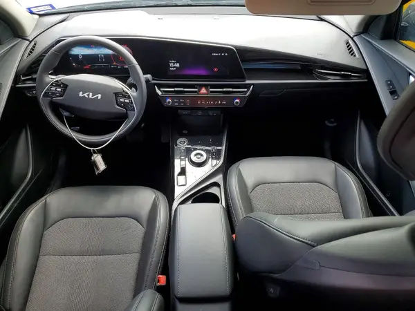KNDCR3L19R5122560 2024 KIA NIRO - Image 8