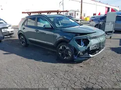 KNDCR3L19S5132382 2025 KIA NIRO