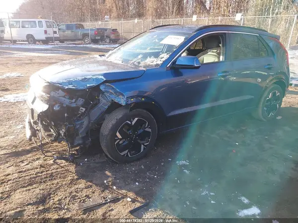 KNDCR3L19S5139302 2025 KIA NIRO - Image 2