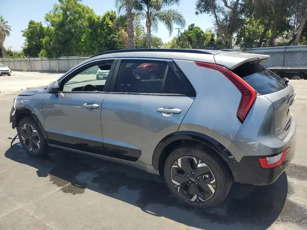 KNDCR3L19S5141423 2025 KIA NIRO - Image 2