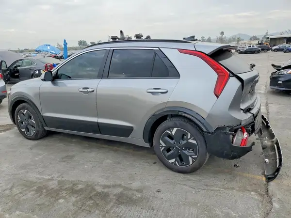 KNDCR3L19S5144838 2025 KIA NIRO - Image 2