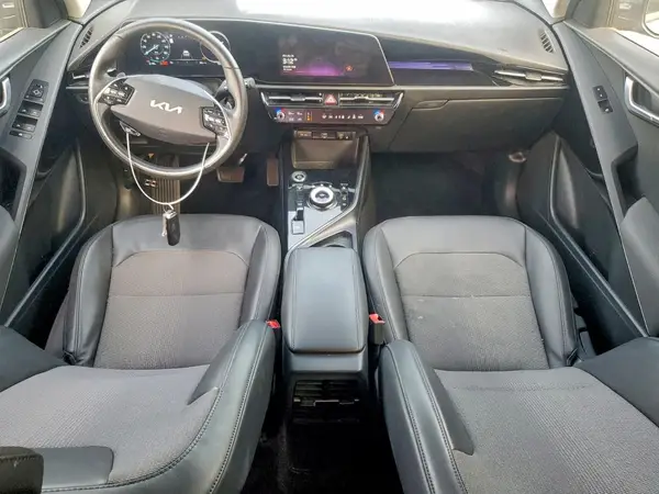 KNDCR3L1XP5022609 2023 KIA NIRO - Image 8