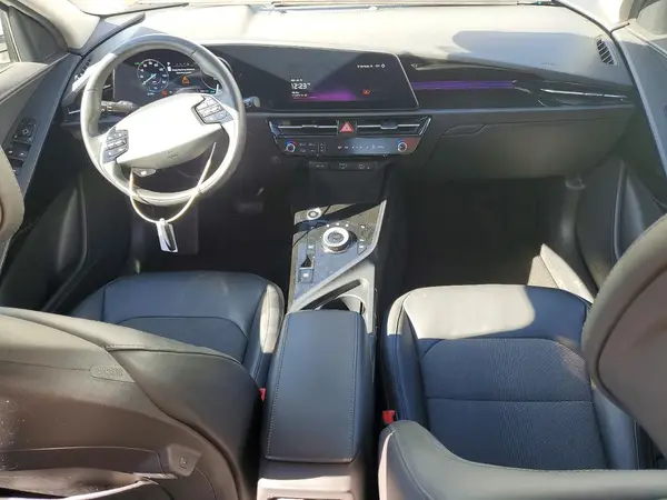 KNDCR3L1XP5024702 2023 KIA NIRO - Image 8