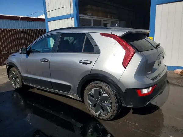KNDCR3L1XP5025591 2023 KIA NIRO - Image 2