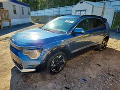 KNDCR3L1XP5026238 2023 KIA NIRO