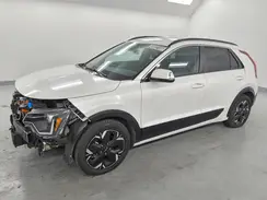KNDCR3L1XP5026689 2023 KIA NIRO
