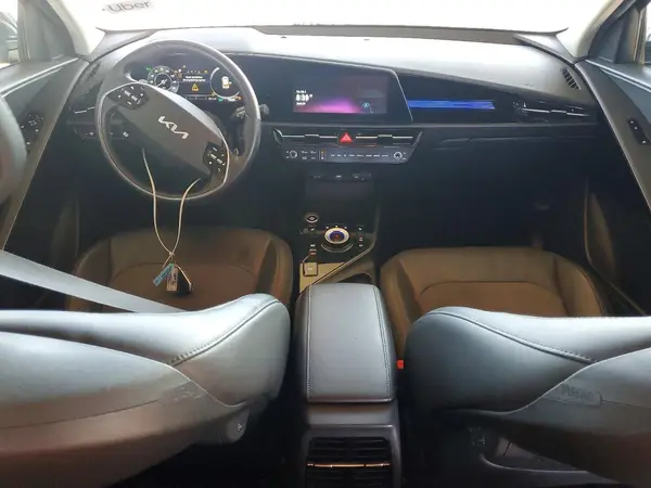 KNDCR3L1XP5035960 2023 KIA NIRO - Image 8