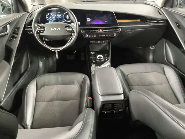 KNDCR3L1XP5036218 2023 KIA NIRO - Image 8