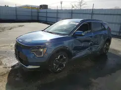 KNDCR3L1XP5045839 2023 KIA NIRO