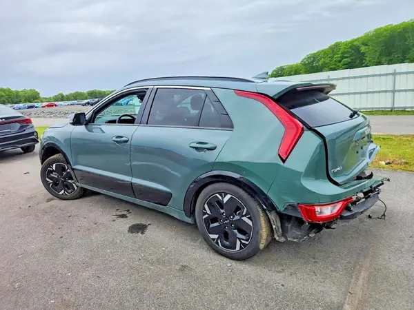 KNDCR3L1XP5054850 2023 KIA NIRO - Image 2