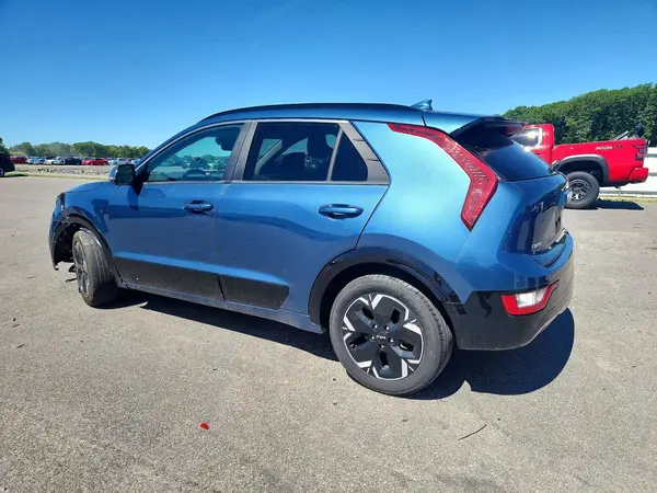 KNDCR3L1XP5059577 2023 KIA NIRO - Image 2