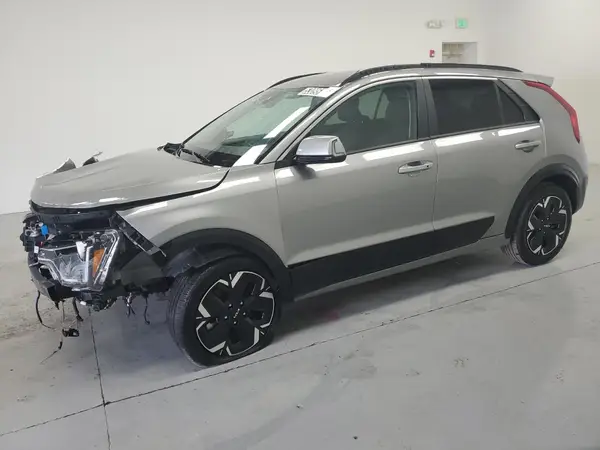 KNDCR3L1XP5071065 2023 KIA NIRO - Image 1