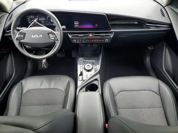 KNDCR3L1XP5072670 2023 KIA NIRO - Image 8