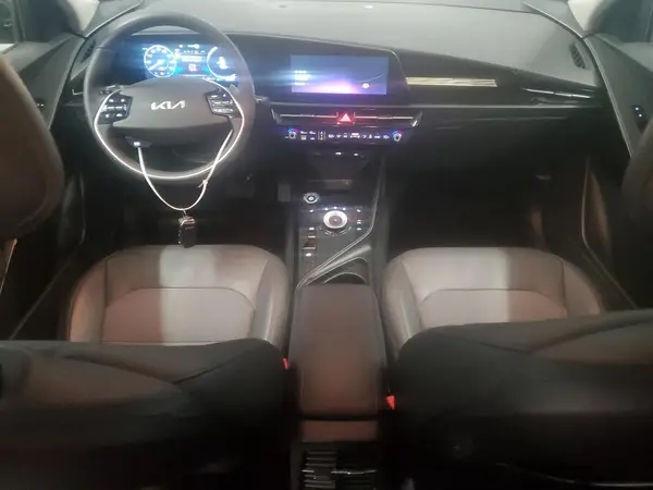 KNDCR3L1XP5075519 2023 KIA NIRO - Image 8