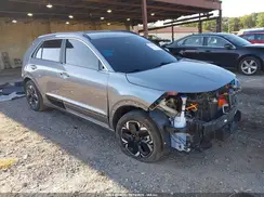 KNDCR3L1XR5081999 2024 KIA NIRO