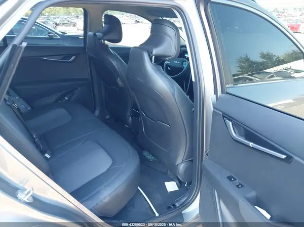 KNDCR3L1XR5081999 2024 KIA NIRO - Image 8