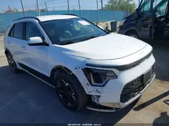 KNDCR3L1XR5093862 2024 KIA NIRO