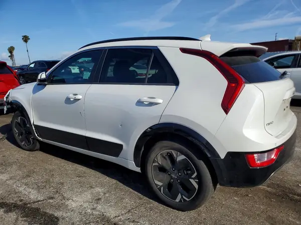 KNDCR3L1XR5096082 2024 KIA NIRO - Image 2