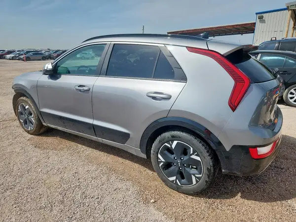 KNDCR3L1XR5103998 2024 KIA NIRO - Image 2