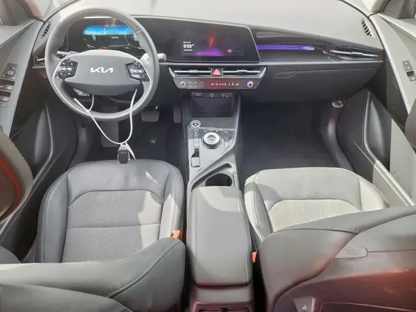 KNDCR3L1XR5103998 2024 KIA NIRO - Image 8