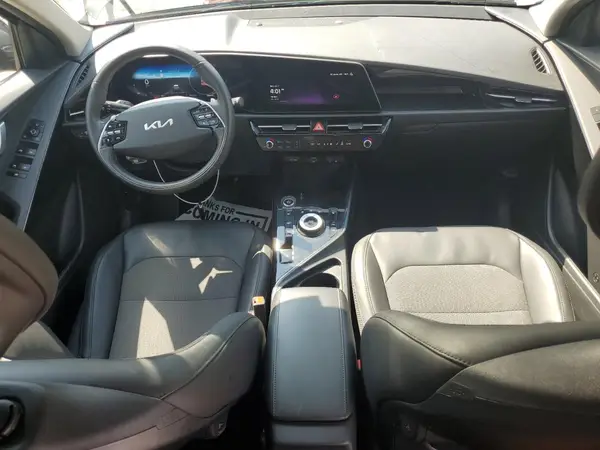 KNDCR3L1XR5107565 2024 KIA NIRO - Image 8