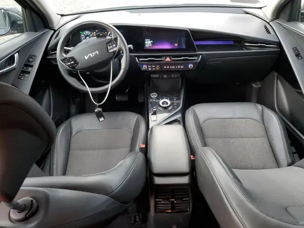 KNDCR3L1XR5113799 2024 KIA NIRO - Image 8
