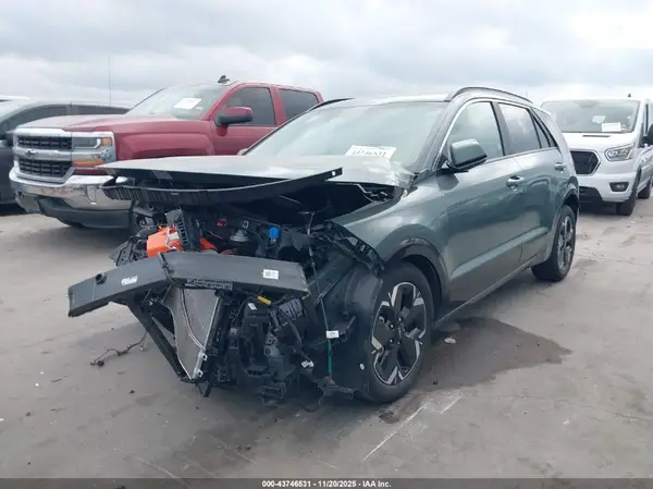KNDCR3L1XR5116105 2024 KIA NIRO - Image 2