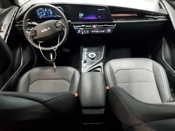 KNDCR3L1XR5123068 2024 KIA NIRO - Image 8