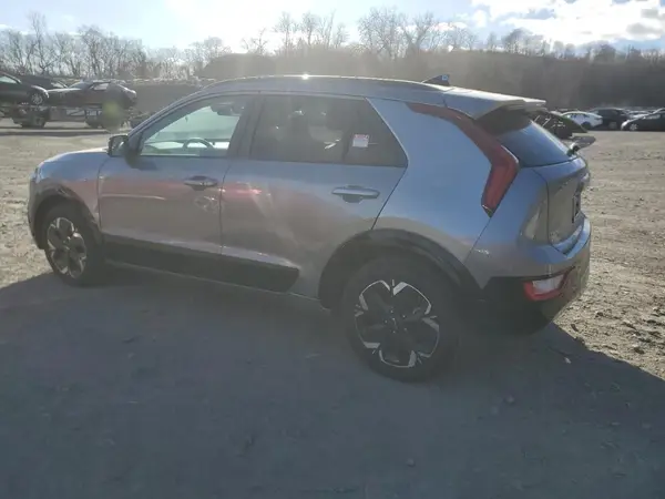 KNDCR3L1XR5128321 2024 KIA NIRO - Image 2