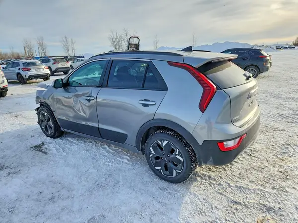 KNDCR3L1XS5136988 2025 KIA NIRO - Image 2