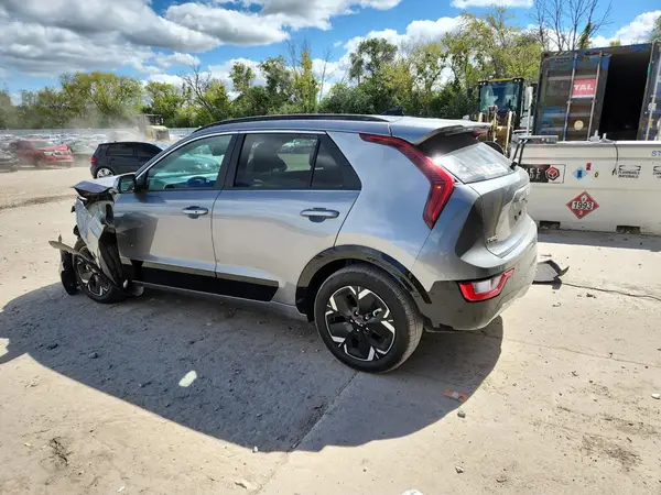 KNDCR3L1XS5139728 2025 KIA NIRO - Image 2