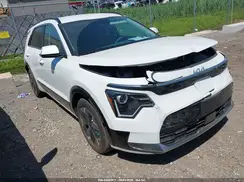 KNDCR3L1XS5141611 2025 KIA NIRO