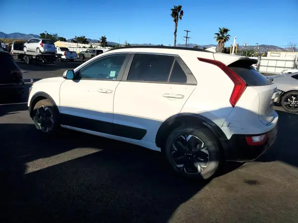 KNDCR3L1XS5142497 2025 KIA NIRO - Image 2