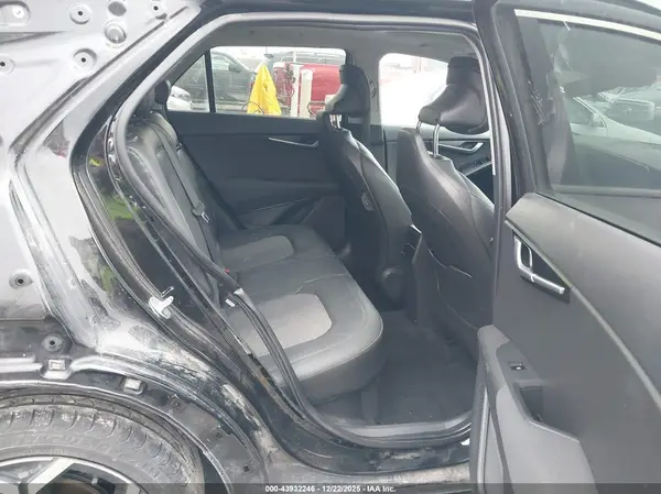 KNDCR3LE0P5036716 2023 KIA NIRO - Image 8