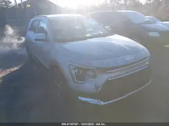 KNDCR3LE0P5044766 2023 KIA NIRO