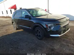 KNDCR3LE0P5047828 2023 KIA NIRO