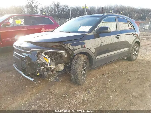 KNDCR3LE0P5047828 2023 KIA NIRO - Image 2